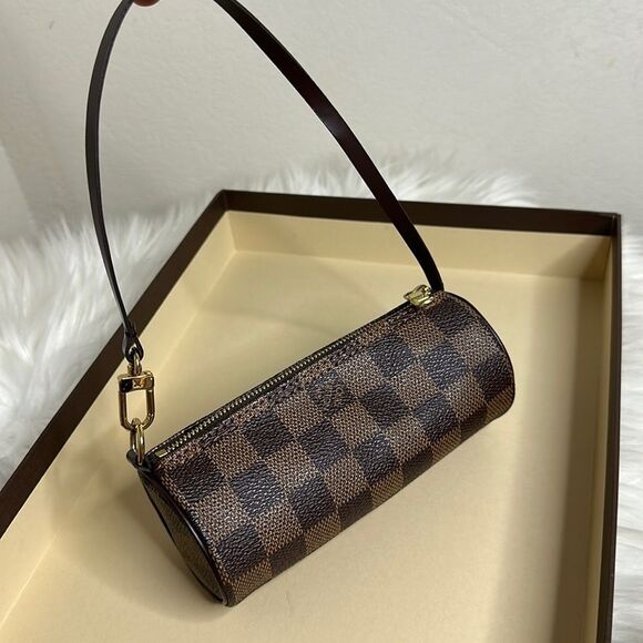 Louis Vuitton Handbags - 💯Authentic Louis Vuitton Mini Papillon DE🍀